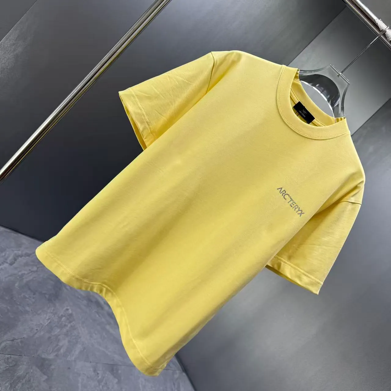 ARC 2026 New Arrival T logo ：Black White Yellow Sizes：S M L XL XXL